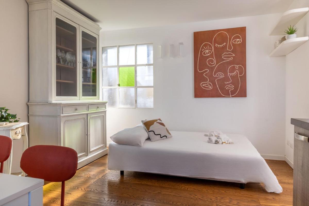 150Mq Rooftop Paradise - Spacious Private Terrace Μπάρι Εξωτερικό φωτογραφία